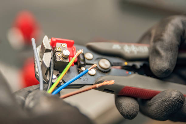 Professional Electrician in Union City, GA